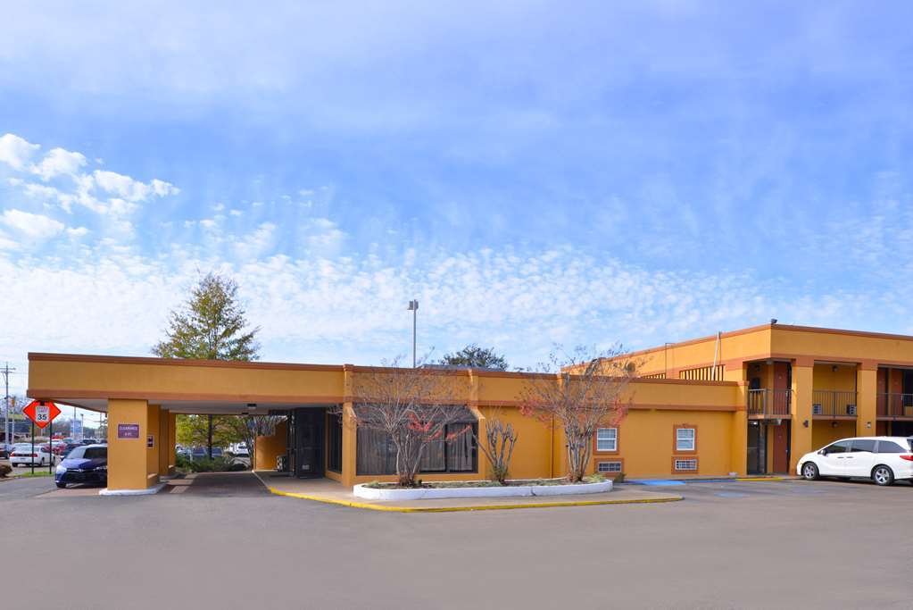Quality Inn Starkville Ngoại thất bức ảnh