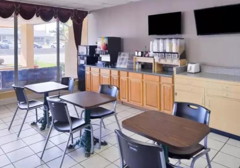 Quality Inn Starkville Ngoại thất bức ảnh