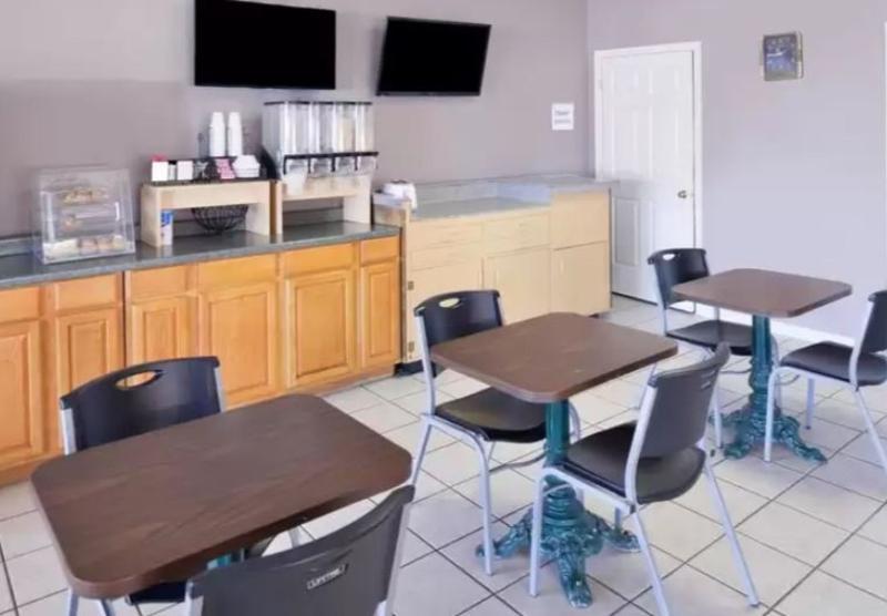 Quality Inn Starkville Ngoại thất bức ảnh