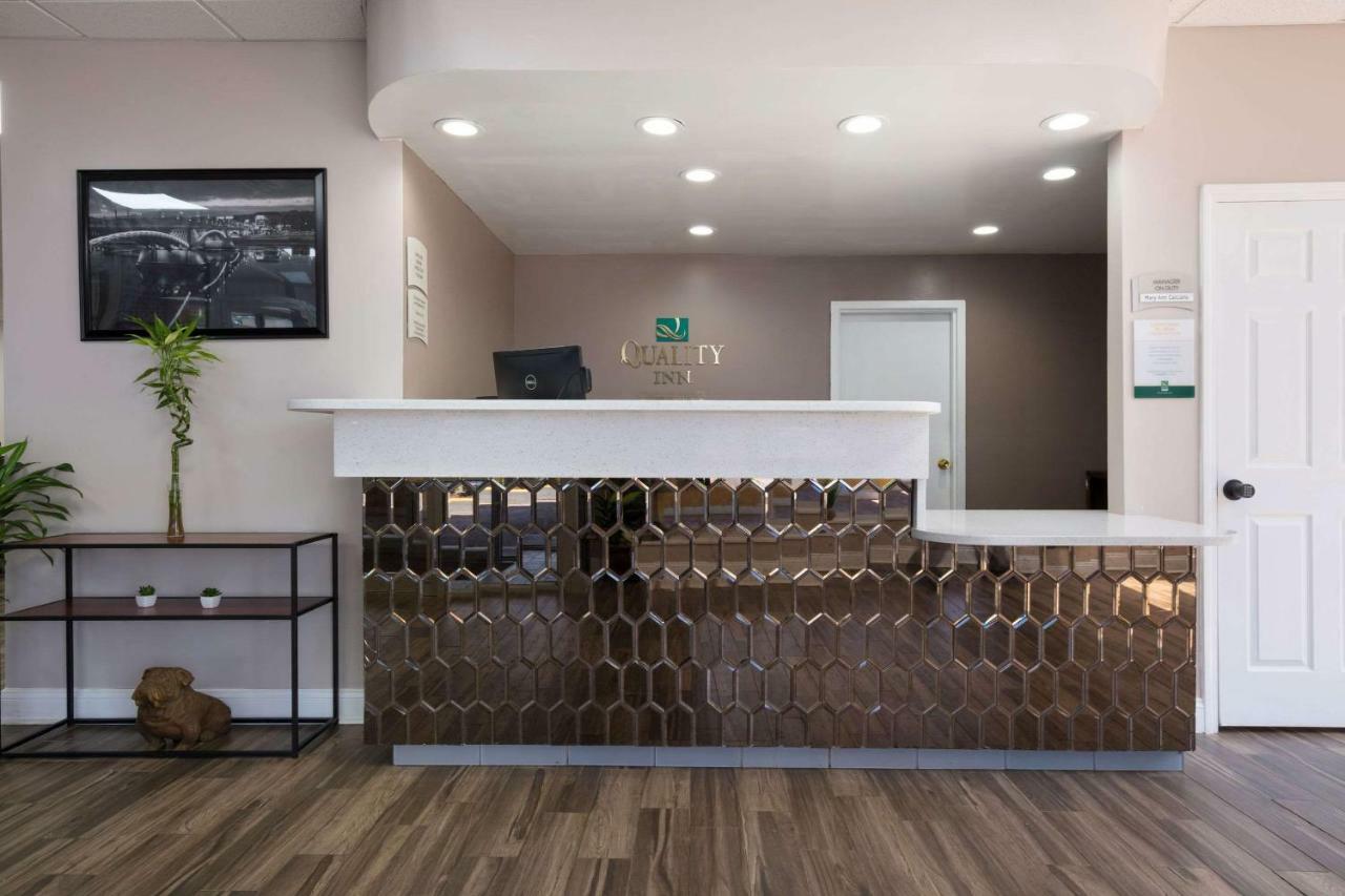 Quality Inn Starkville Ngoại thất bức ảnh