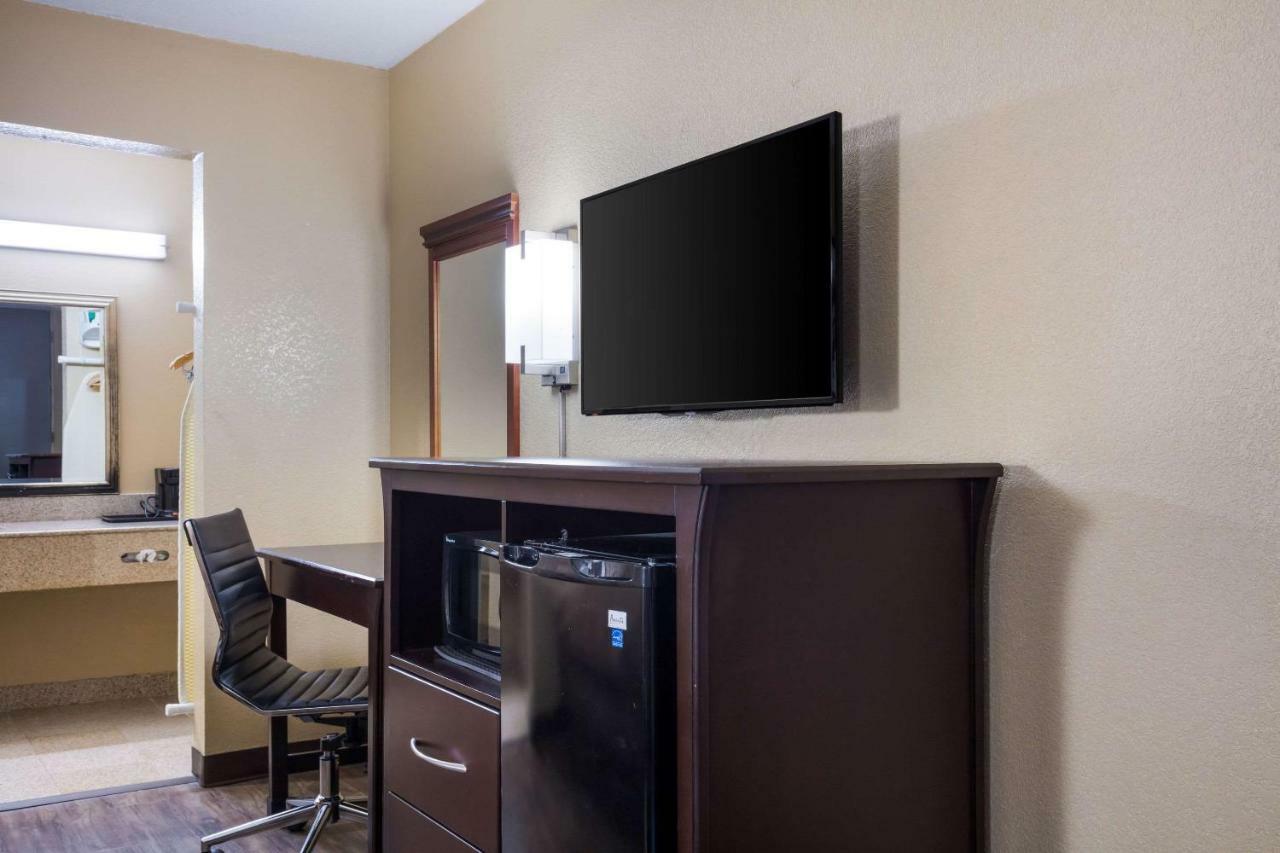 Quality Inn Starkville Ngoại thất bức ảnh