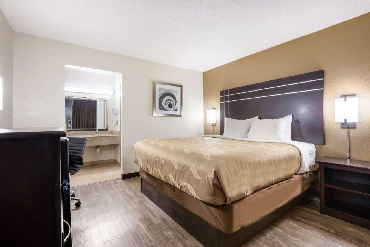Quality Inn Starkville Ngoại thất bức ảnh