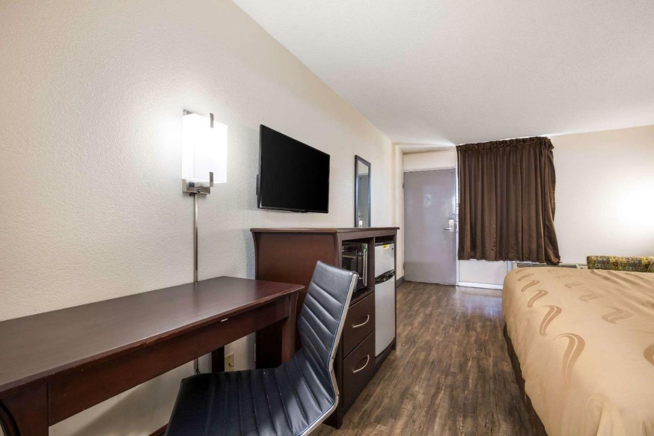 Quality Inn Starkville Ngoại thất bức ảnh