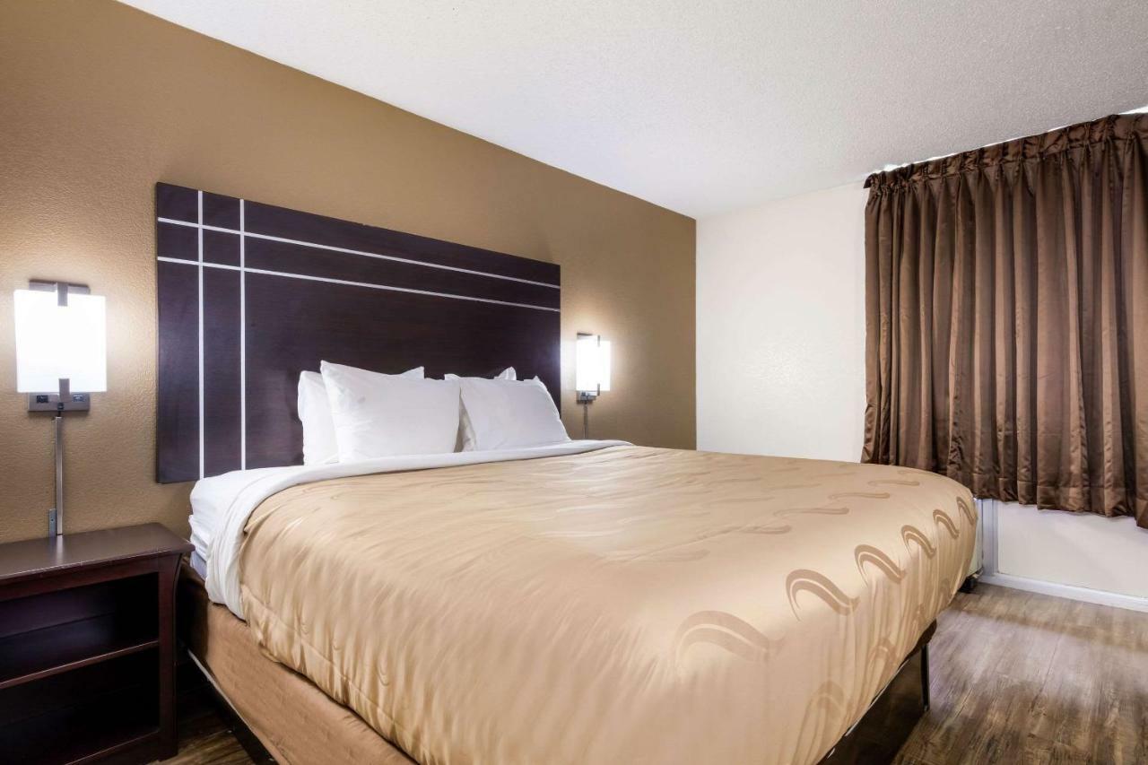 Quality Inn Starkville Ngoại thất bức ảnh