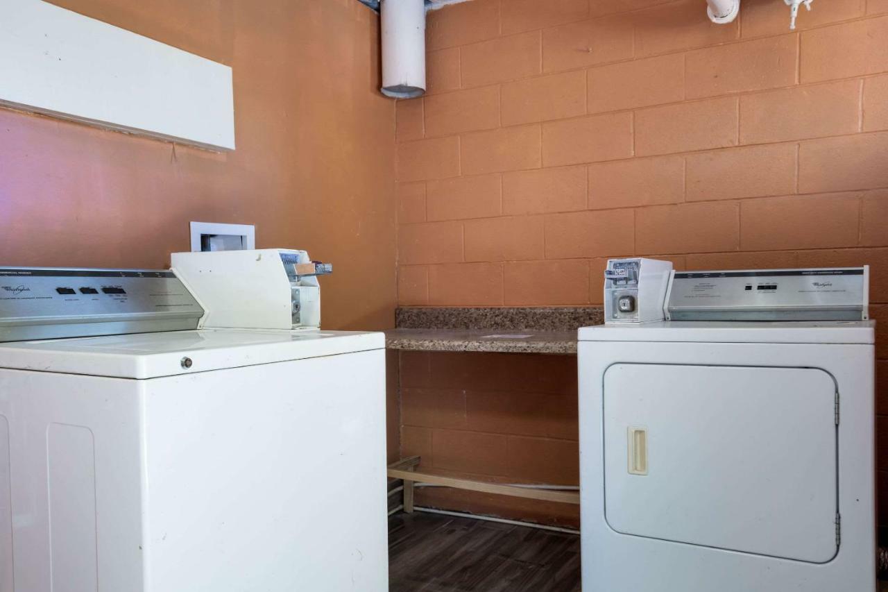 Quality Inn Starkville Ngoại thất bức ảnh